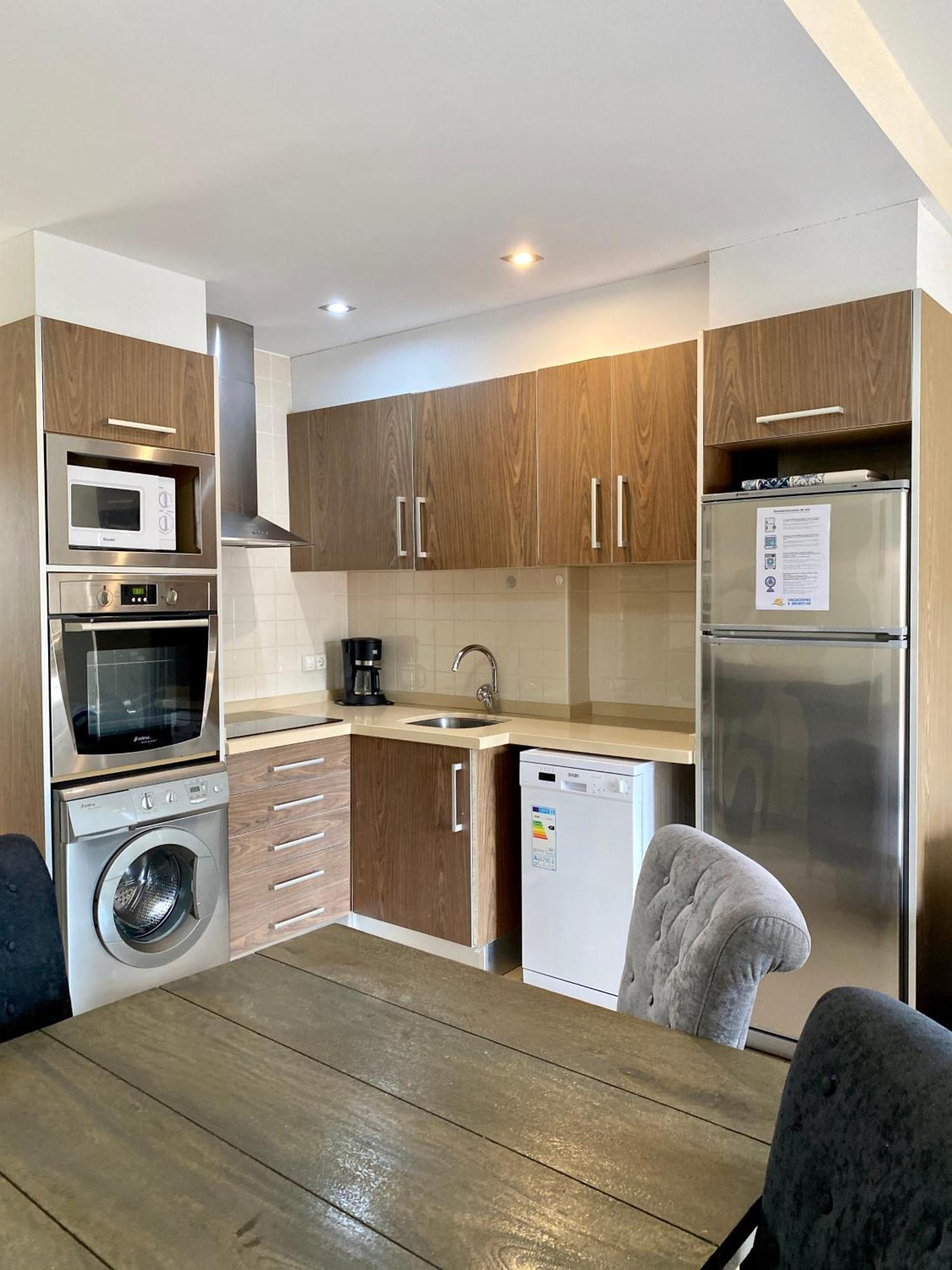 Apartamentos Carlton Vyb Дения Экстерьер фото