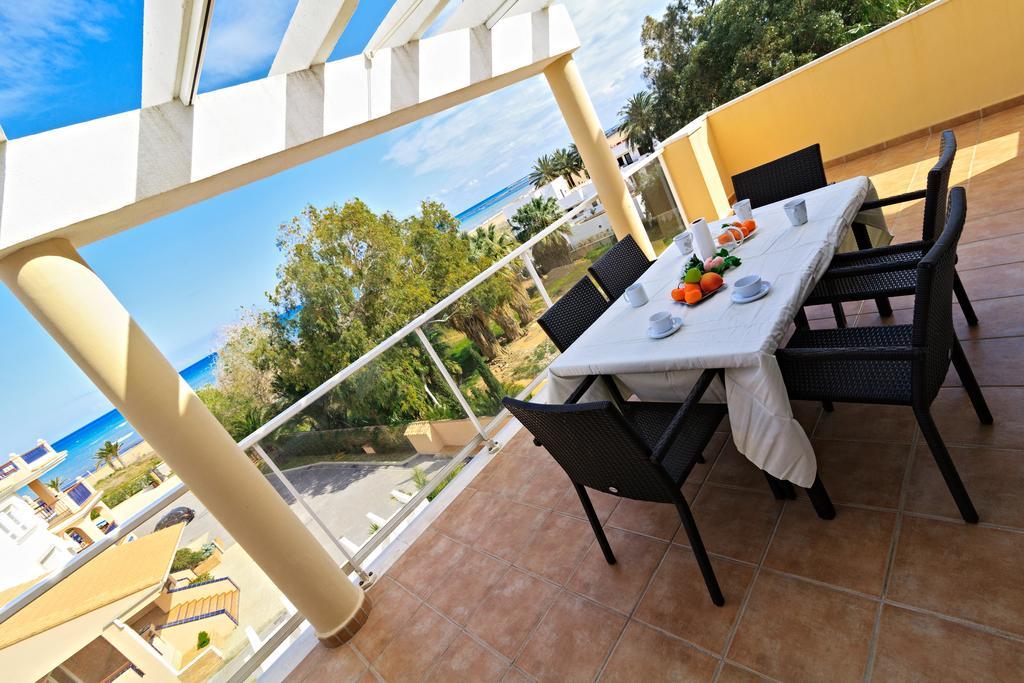 Apartamentos Carlton Vyb Дения Экстерьер фото